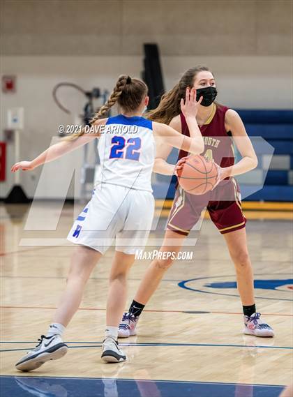 Thumbnail 3 in Winnacunnet vs. Portsmouth (NHIAA Divison1 1st Round) photogallery.