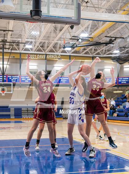 Thumbnail 3 in Winnacunnet vs. Portsmouth (NHIAA Divison1 1st Round) photogallery.