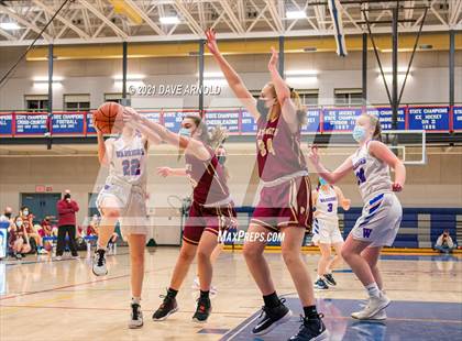 Thumbnail 2 in Winnacunnet vs. Portsmouth (NHIAA Divison1 1st Round) photogallery.