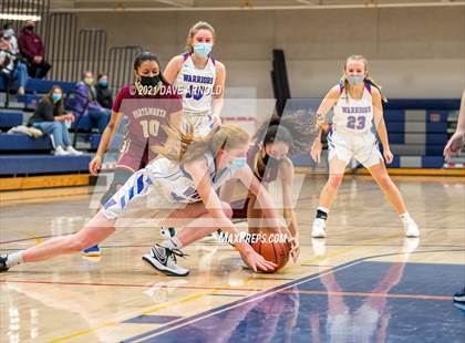 Thumbnail 1 in Winnacunnet vs. Portsmouth (NHIAA Divison1 1st Round) photogallery.