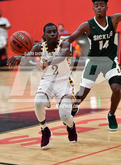 Thumbnail 3 in Sickles vs Hallandale (Sun Bash Tournament) photogallery.