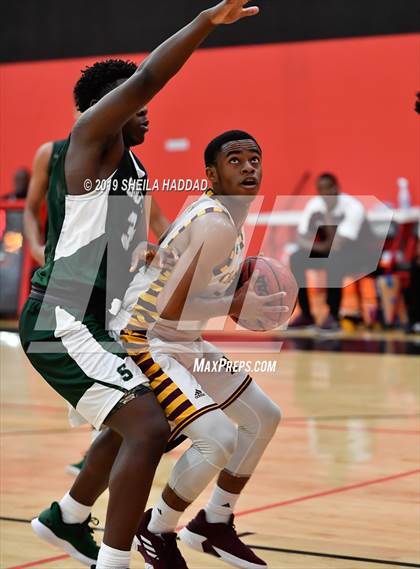 Thumbnail 3 in Sickles vs Hallandale (Sun Bash Tournament) photogallery.
