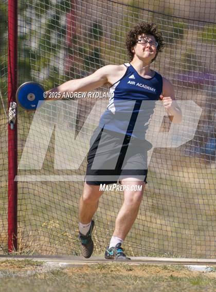 Thumbnail 2 in Pikes Peak Athletic Conference League Championship photogallery.