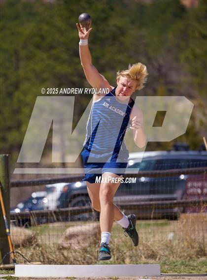 Thumbnail 2 in Pikes Peak Athletic Conference League Championship photogallery.