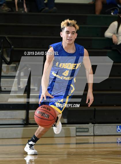 Thumbnail 1 in Linden vs. Orland (Ram Jam Winter Classic) photogallery.