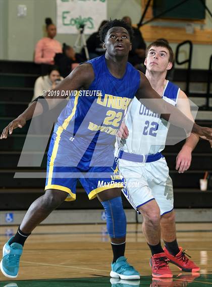 Thumbnail 2 in Linden vs. Orland (Ram Jam Winter Classic) photogallery.