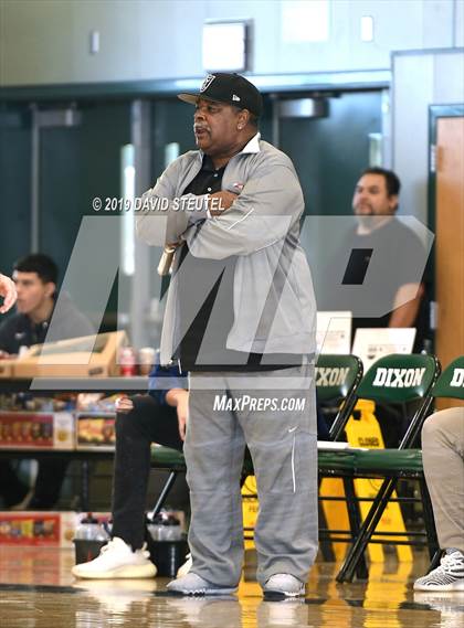 Thumbnail 1 in Linden vs. Orland (Ram Jam Winter Classic) photogallery.