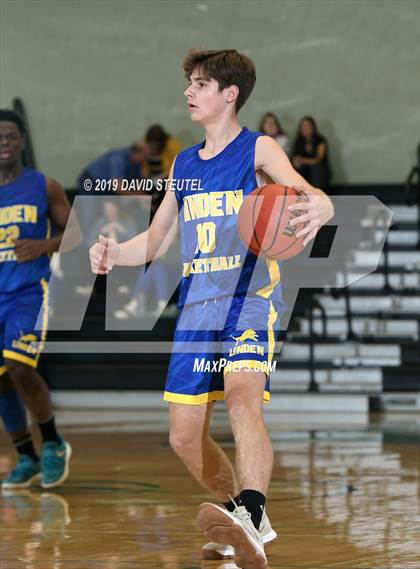 Thumbnail 1 in Linden vs. Orland (Ram Jam Winter Classic) photogallery.
