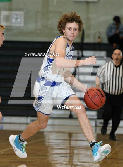 Thumbnail 2 in Linden vs. Orland (Ram Jam Winter Classic) photogallery.