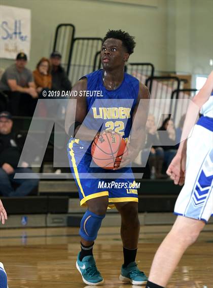 Thumbnail 2 in Linden vs. Orland (Ram Jam Winter Classic) photogallery.