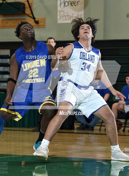 Thumbnail 2 in Linden vs. Orland (Ram Jam Winter Classic) photogallery.