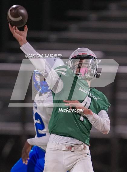 Thumbnail 2 in Dobson @ Sunnyslope photogallery.