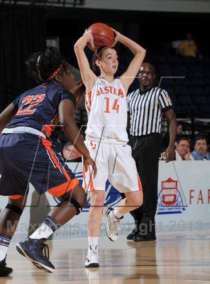 Thumbnail 2 in Saint Joseph vs. Chaminade (CIF SS D3A Final) photogallery.