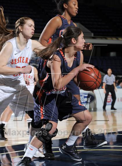 Thumbnail 2 in Saint Joseph vs. Chaminade (CIF SS D3A Final) photogallery.