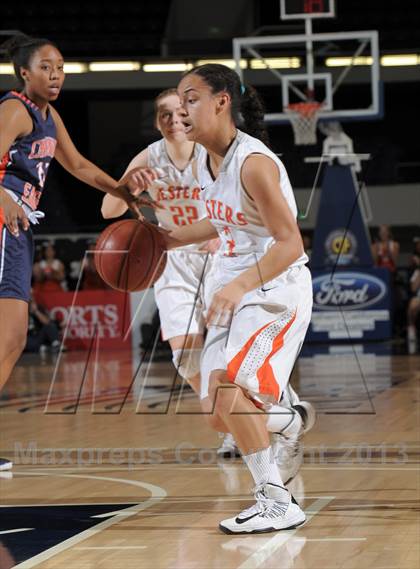 Thumbnail 2 in Saint Joseph vs. Chaminade (CIF SS D3A Final) photogallery.