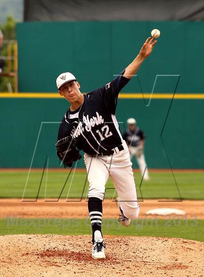 Thumbnail 2 in West York Area vs. Upper Moreland (PIAA Class AAA Final) photogallery.
