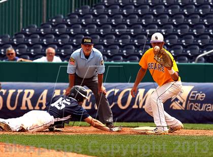 Thumbnail 3 in West York Area vs. Upper Moreland (PIAA Class AAA Final) photogallery.
