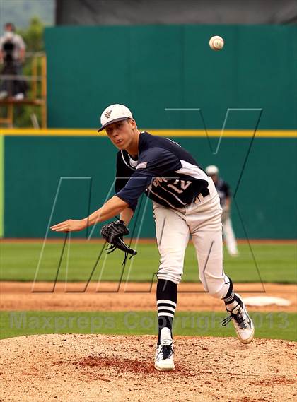 Thumbnail 3 in West York Area vs. Upper Moreland (PIAA Class AAA Final) photogallery.