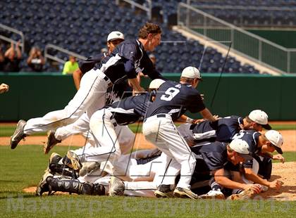 Thumbnail 3 in West York Area vs. Upper Moreland (PIAA Class AAA Final) photogallery.