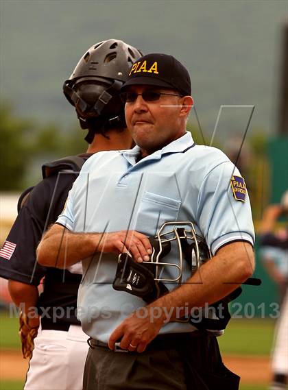 Thumbnail 3 in West York Area vs. Upper Moreland (PIAA Class AAA Final) photogallery.