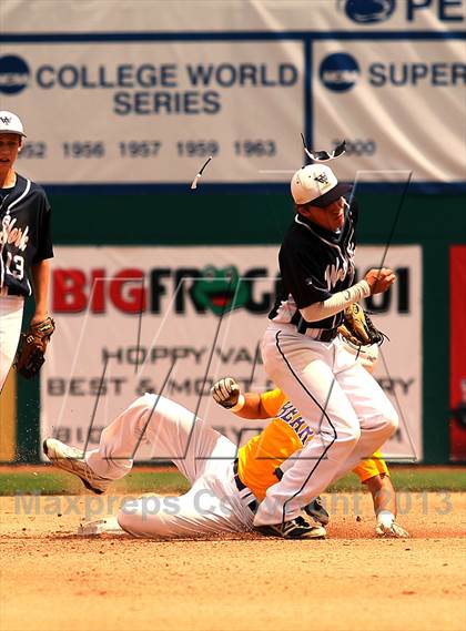 Thumbnail 3 in West York Area vs. Upper Moreland (PIAA Class AAA Final) photogallery.