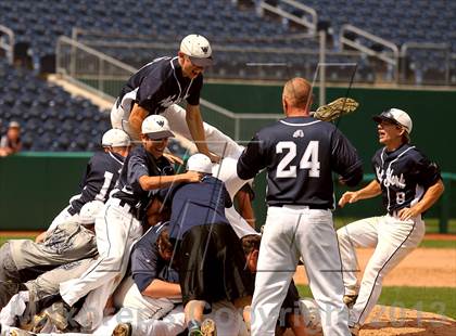 Thumbnail 3 in West York Area vs. Upper Moreland (PIAA Class AAA Final) photogallery.