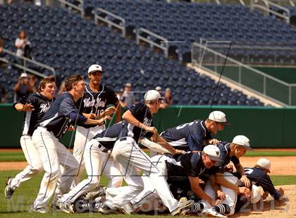 Thumbnail 2 in West York Area vs. Upper Moreland (PIAA Class AAA Final) photogallery.