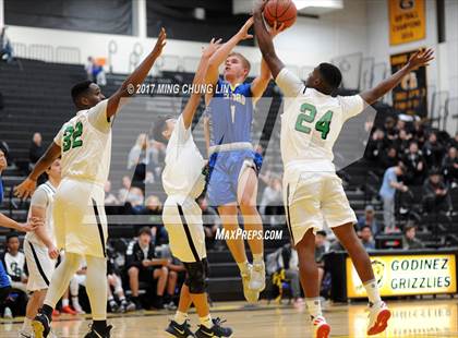Thumbnail 1 in El Toro vs. Orangewood Academy (Godinez Tournament) photogallery.