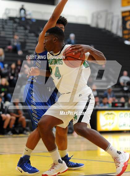 Thumbnail 2 in El Toro vs. Orangewood Academy (Godinez Tournament) photogallery.