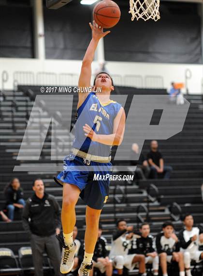 Thumbnail 2 in El Toro vs. Orangewood Academy (Godinez Tournament) photogallery.