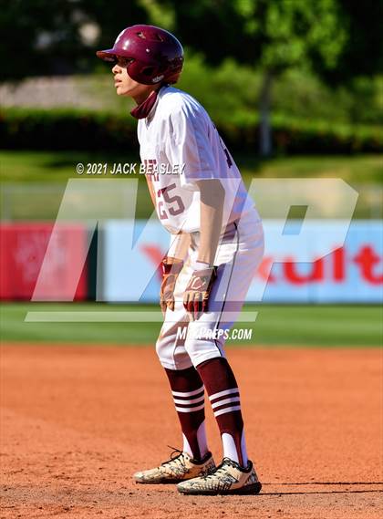 Thumbnail 3 in Ray @ Bagdad (AIA 1A Semi-final) photogallery.
