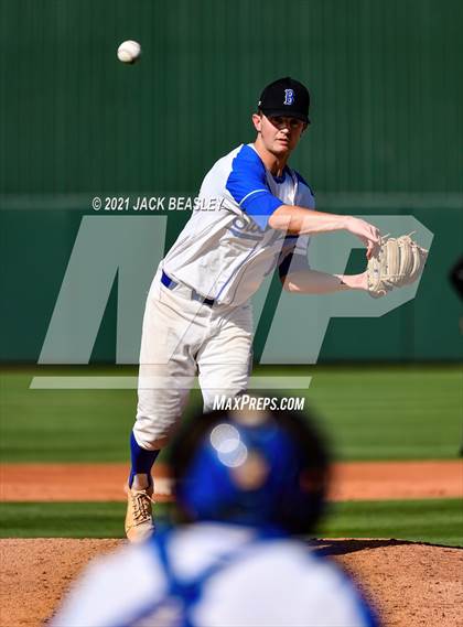 Thumbnail 3 in Ray @ Bagdad (AIA 1A Semi-final) photogallery.