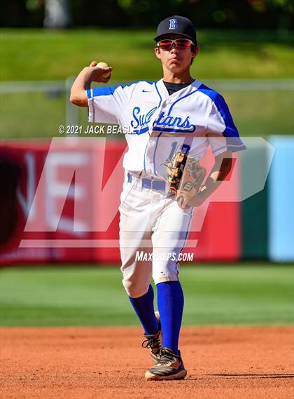 Thumbnail 3 in Ray @ Bagdad (AIA 1A Semi-final) photogallery.
