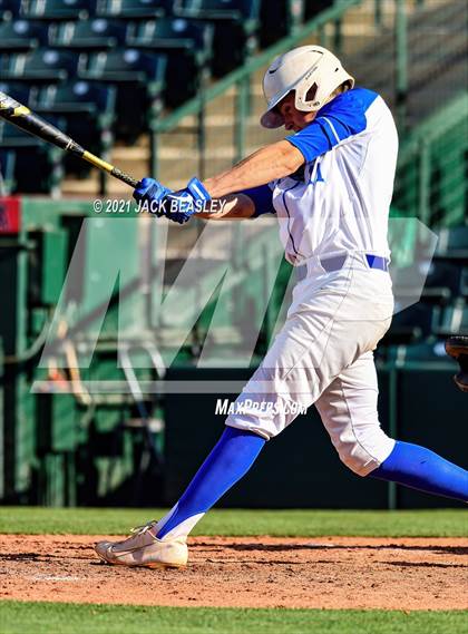 Thumbnail 1 in Ray @ Bagdad (AIA 1A Semi-final) photogallery.