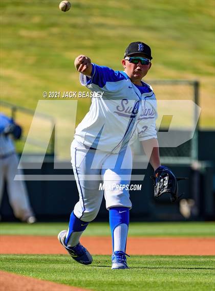 Thumbnail 2 in Ray @ Bagdad (AIA 1A Semi-final) photogallery.
