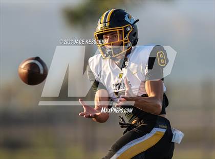 Thumbnail 1 in Ventura @ Rio Mesa photogallery.