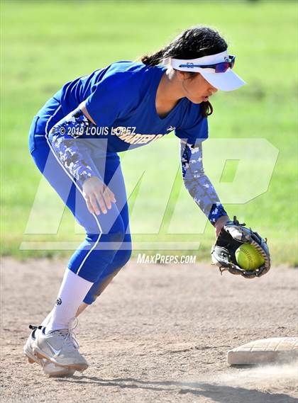 Thumbnail 2 in Charter Oak @ Los Altos photogallery.