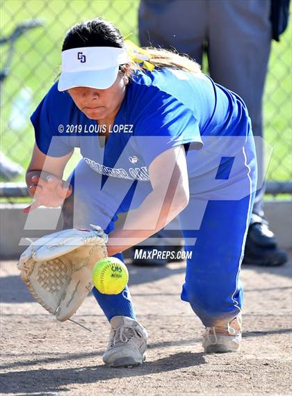 Thumbnail 1 in Charter Oak @ Los Altos photogallery.