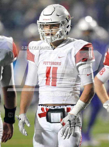 Thumbnail 1 in Farmersville vs. Pottsboro (UIL 3A Division 1 Region 2 Semifinal) photogallery.
