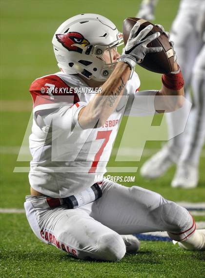 Thumbnail 3 in Farmersville vs. Pottsboro (UIL 3A Division 1 Region 2 Semifinal) photogallery.