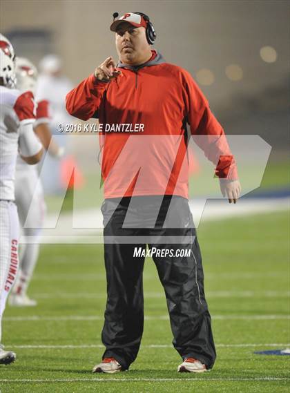 Thumbnail 1 in Farmersville vs. Pottsboro (UIL 3A Division 1 Region 2 Semifinal) photogallery.