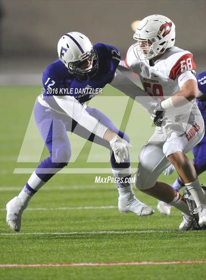 Thumbnail 1 in Farmersville vs. Pottsboro (UIL 3A Division 1 Region 2 Semifinal) photogallery.