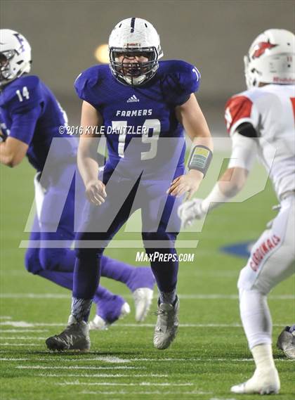 Thumbnail 3 in Farmersville vs. Pottsboro (UIL 3A Division 1 Region 2 Semifinal) photogallery.
