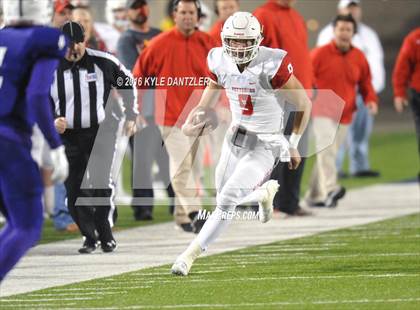 Thumbnail 1 in Farmersville vs. Pottsboro (UIL 3A Division 1 Region 2 Semifinal) photogallery.