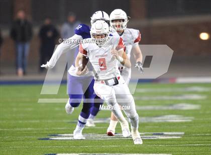 Thumbnail 3 in Farmersville vs. Pottsboro (UIL 3A Division 1 Region 2 Semifinal) photogallery.