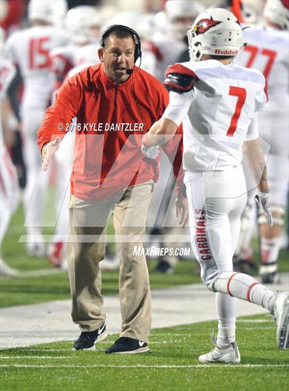 Thumbnail 1 in Farmersville vs. Pottsboro (UIL 3A Division 1 Region 2 Semifinal) photogallery.