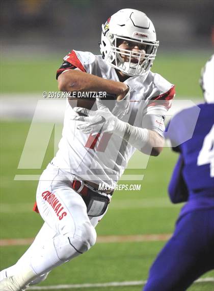 Thumbnail 2 in Farmersville vs. Pottsboro (UIL 3A Division 1 Region 2 Semifinal) photogallery.