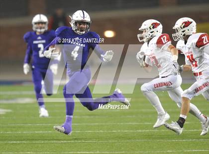 Thumbnail 1 in Farmersville vs. Pottsboro (UIL 3A Division 1 Region 2 Semifinal) photogallery.