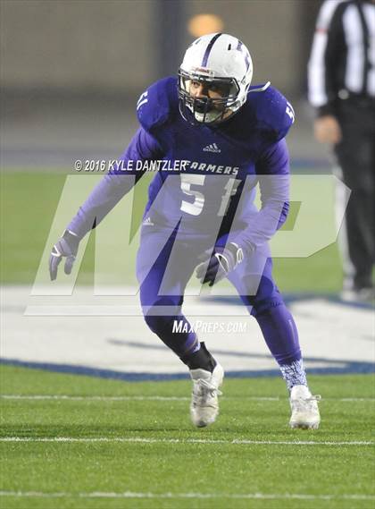 Thumbnail 3 in Farmersville vs. Pottsboro (UIL 3A Division 1 Region 2 Semifinal) photogallery.
