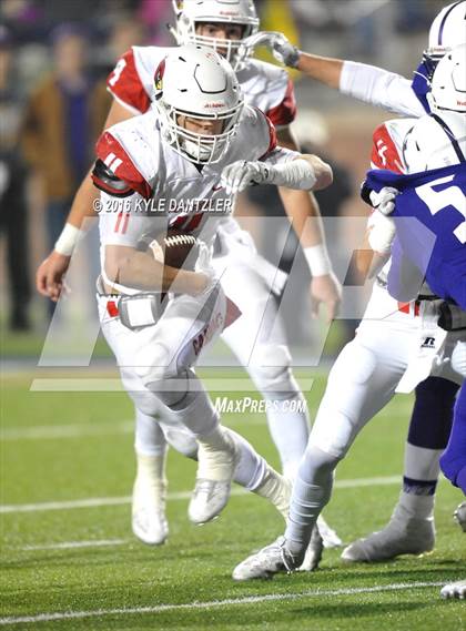 Thumbnail 2 in Farmersville vs. Pottsboro (UIL 3A Division 1 Region 2 Semifinal) photogallery.
